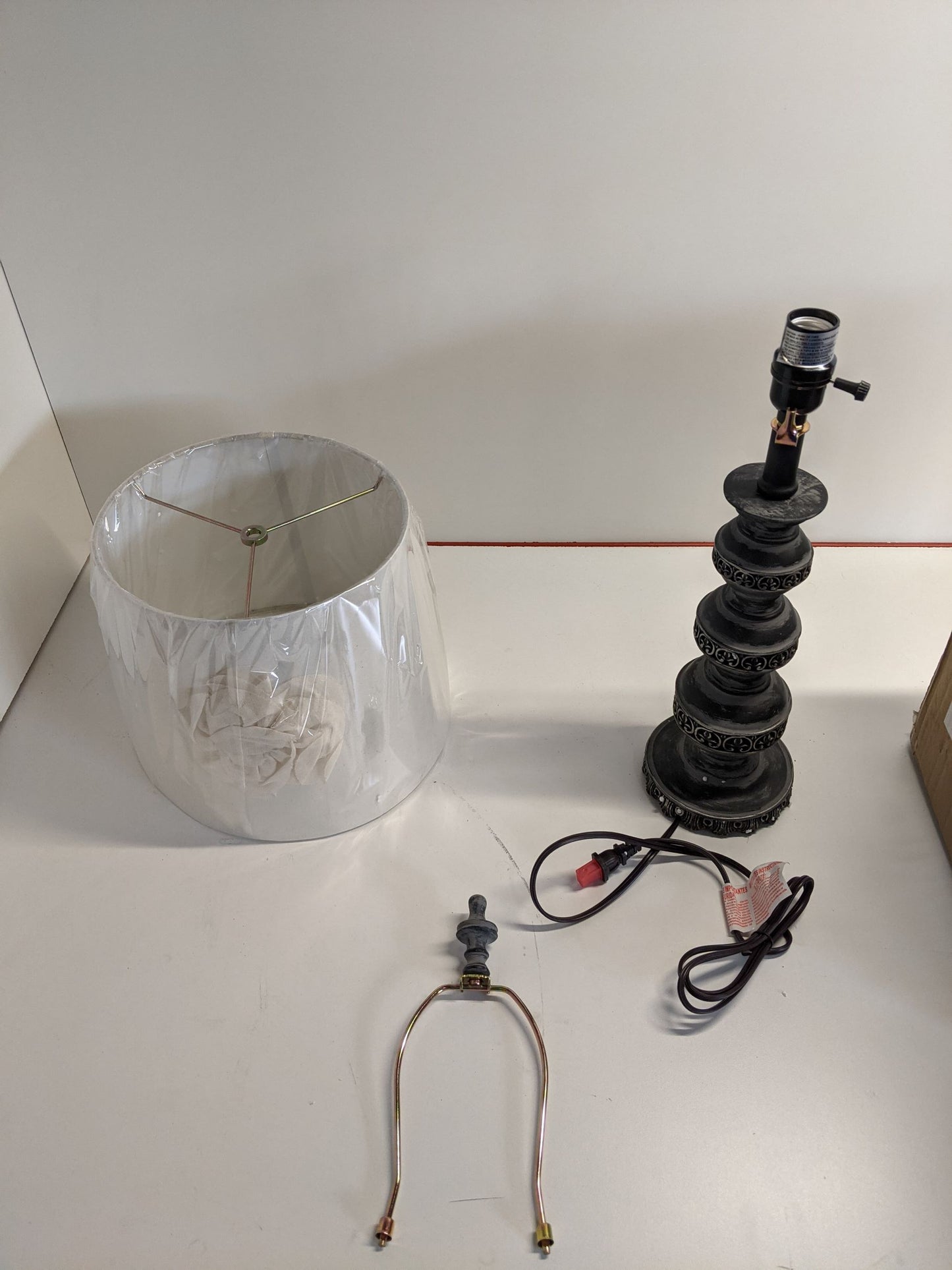 Elegant Designs Aged Bronze Stacked Ball Lamp with Couture Linen Flower Shade