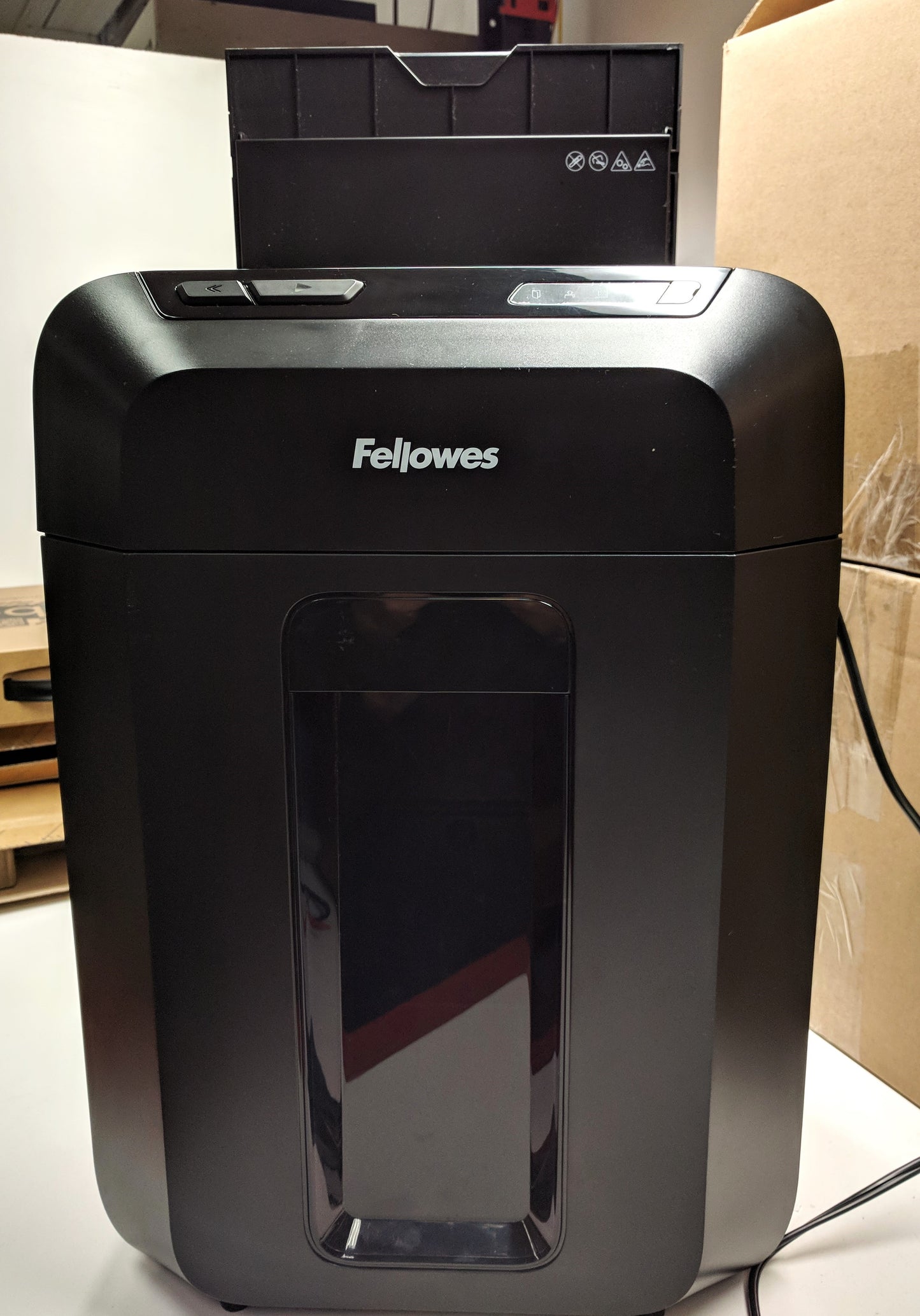 FELLOWES 100MA AUTO FEED MICRO-CUT SHREDDER -SCRATCHES