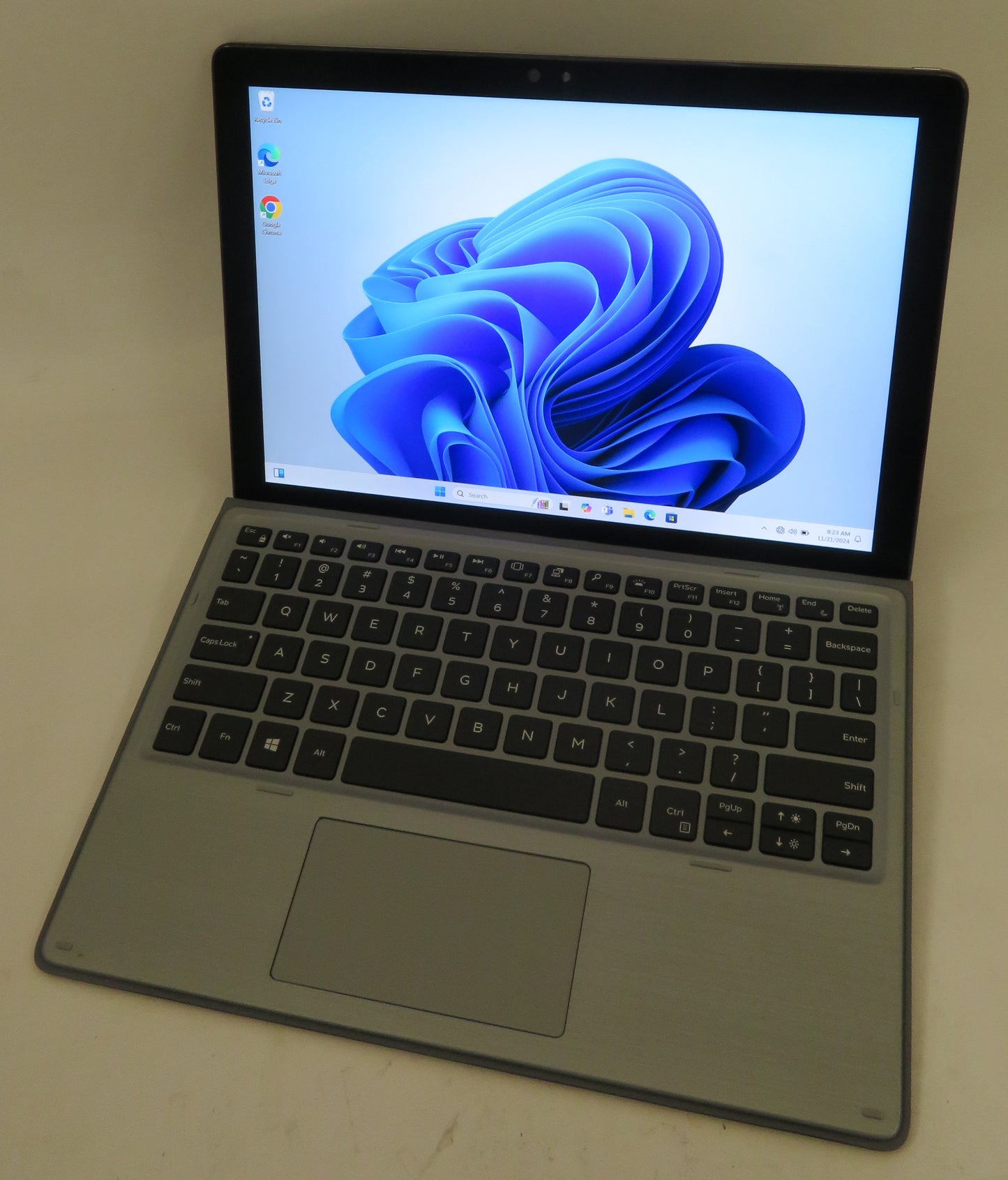Dell Latitude 7200 2-in-1 12.3 Touchscreen i5-8365U @1.6GHz 8GB RAM 256GB Win 11