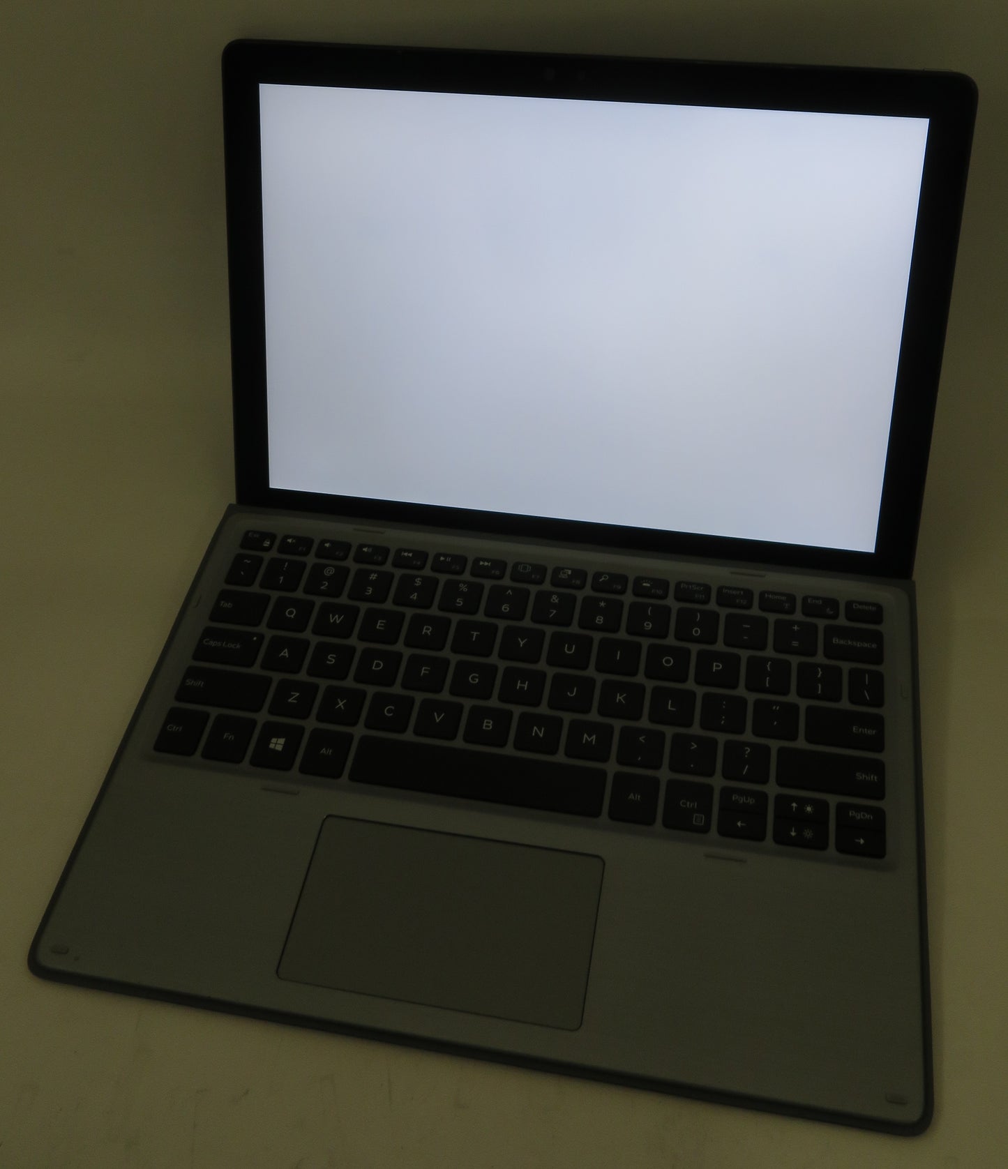 Dell Latitude 7200 2-in-1 12.3 Touchscreen i5-8365U @1.6GHz 8GB RAM 256GB Win 11