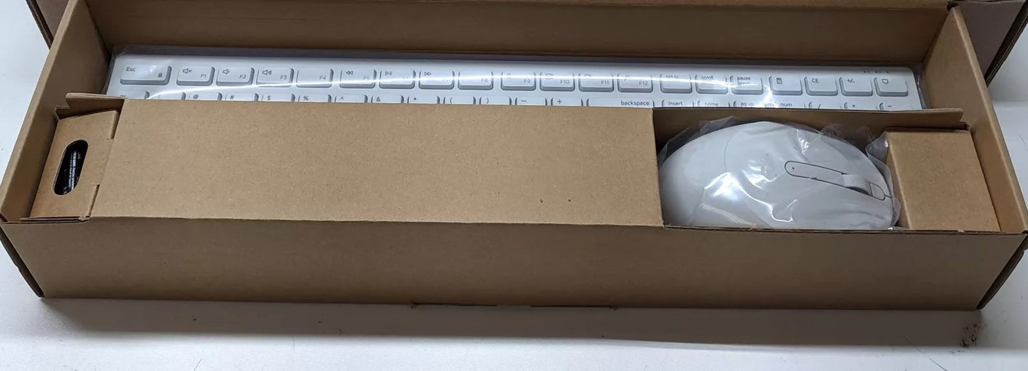 Dell Inspiron 24 5420 23.8 i3-1315U 8GB RAM 512GB SSD