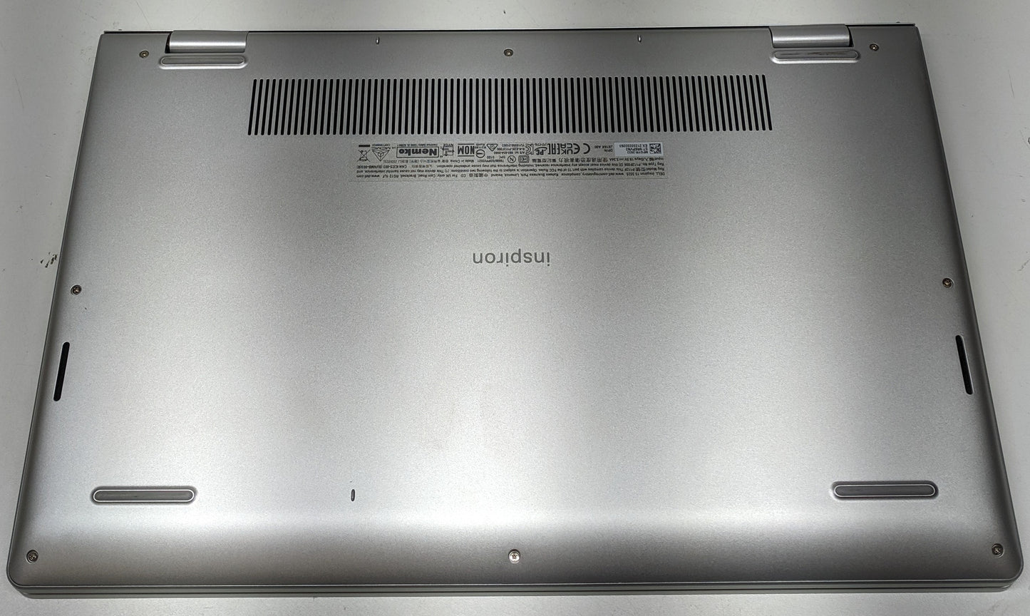 DELL INSPIRON 15 3525 R5-5625U 16GB RAM 512GB SSD-SCRATCHED-Dent