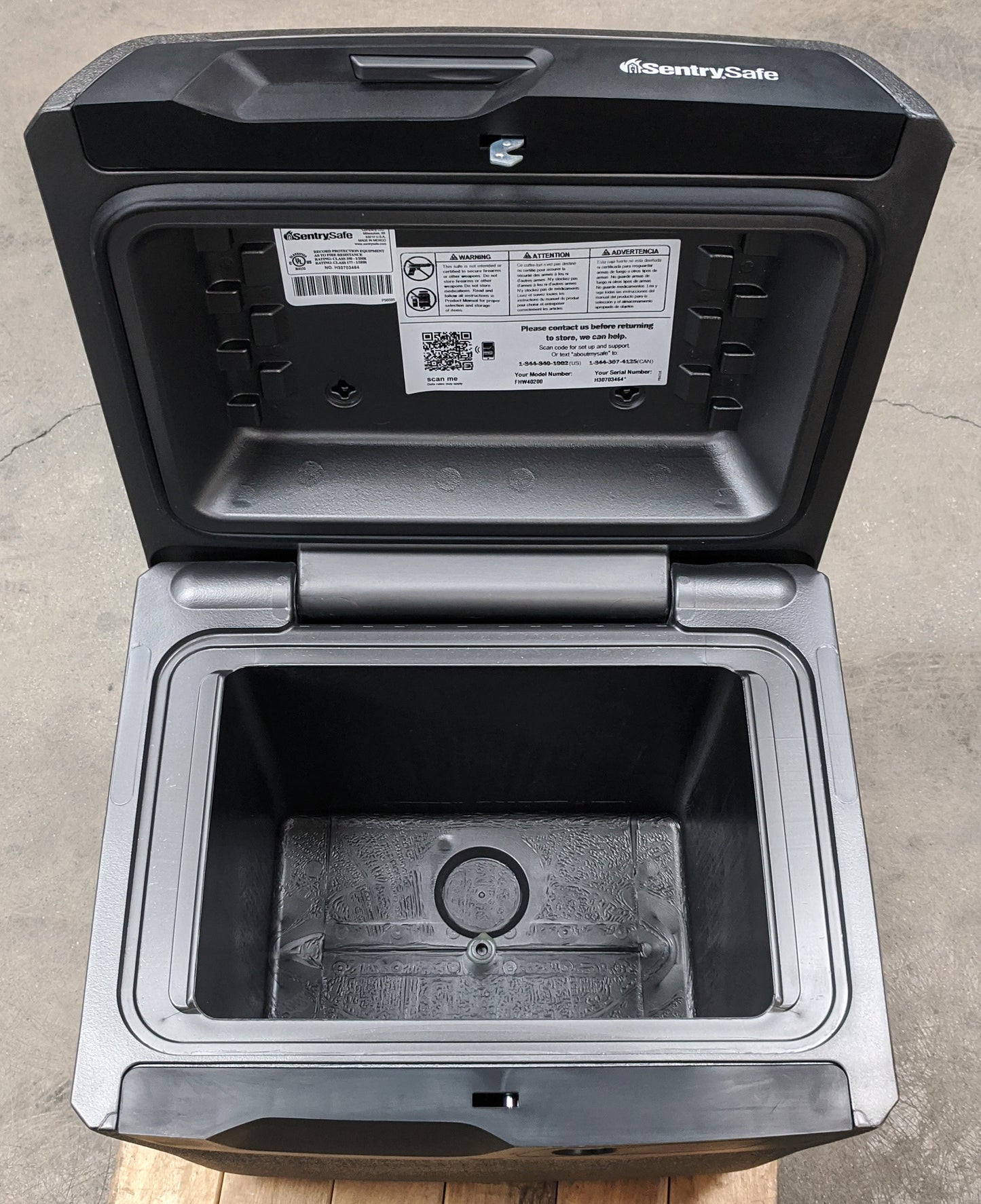 SENTRYSAFE WATERPROOF FIRE-RESISTANT 0.66 CU FT CAPACITY, CHARCOAL GRAYFHW40200
