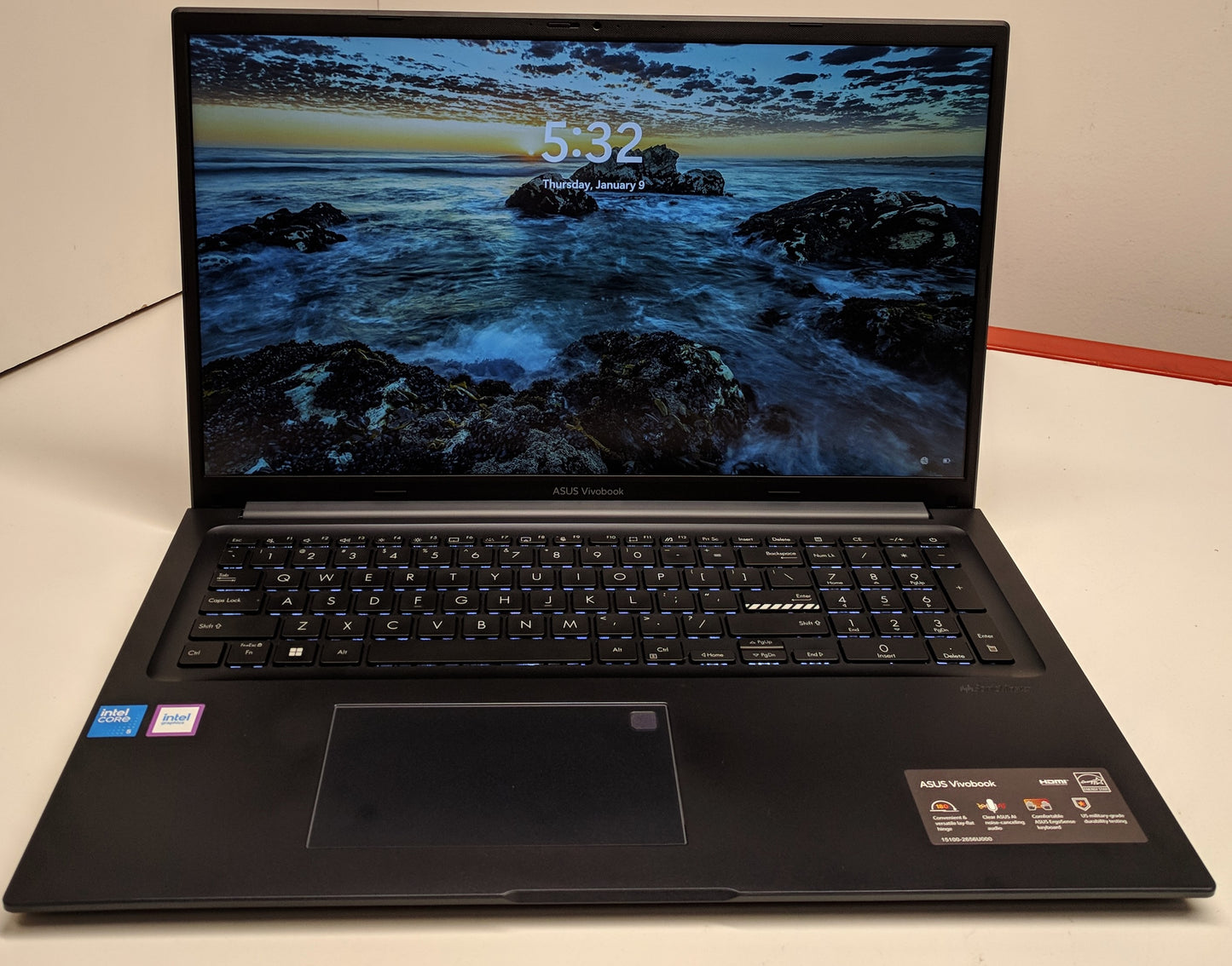ASUS VIVOBOOK F1704V i5-120U, 16GB, 512GB -SCRATCHED
