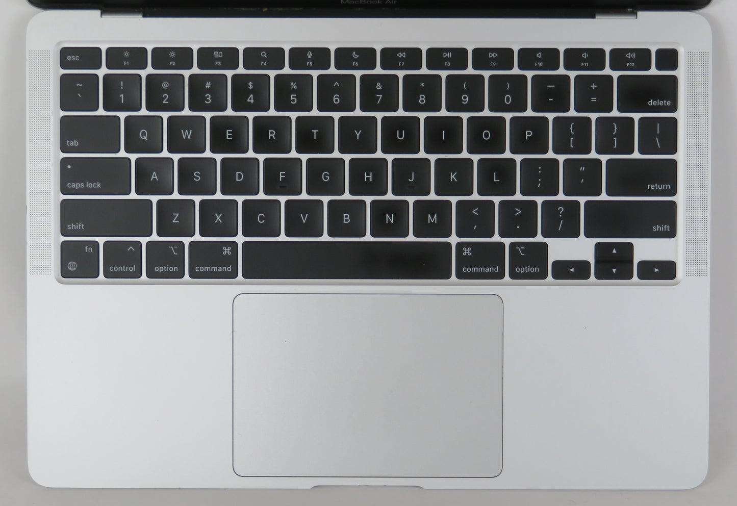 Apple Macbook Air 2020 13in Apple M1 8GB RAM 256GB SSD macOS
