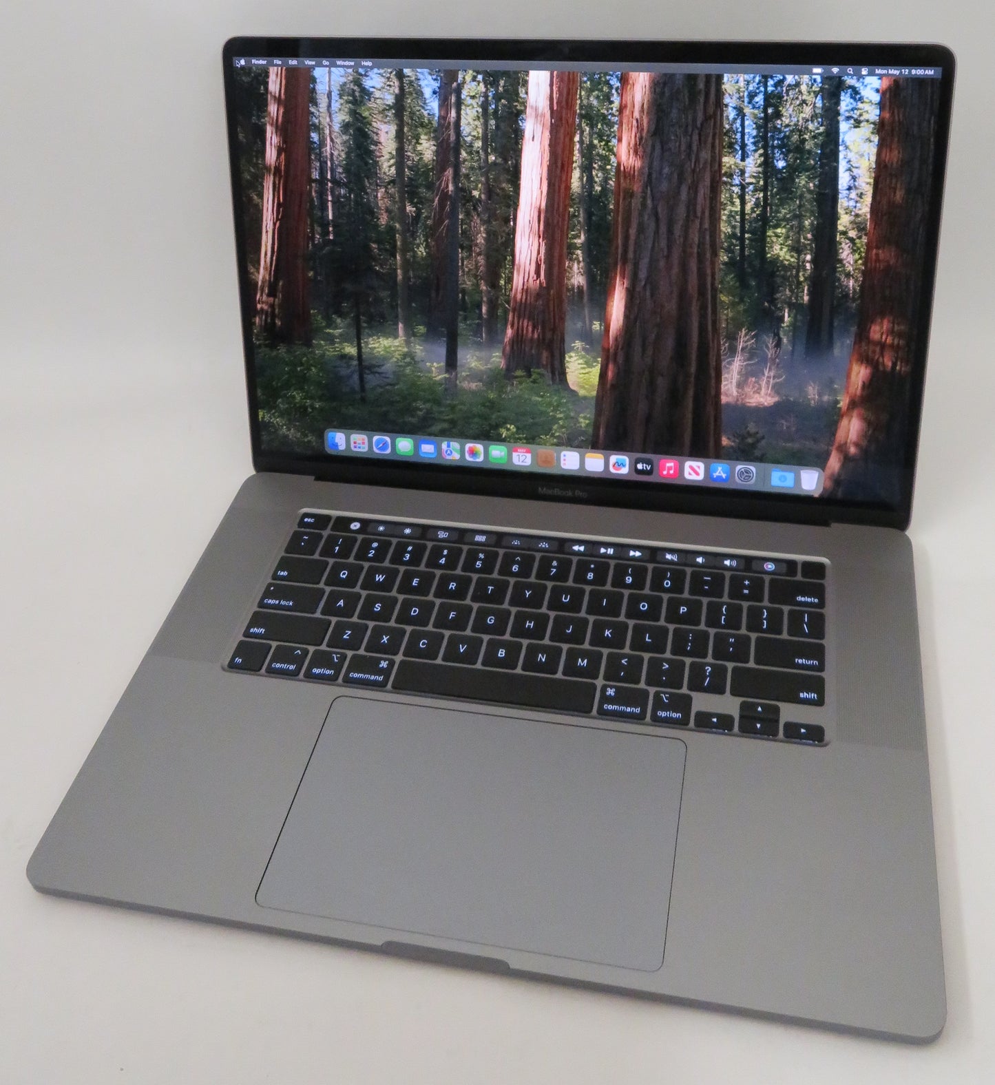 Apple MacBook Pro 2019 16in A2141 i7-9750H 2.6GHz 16GB RAM 512GB Sequoia 5300M
