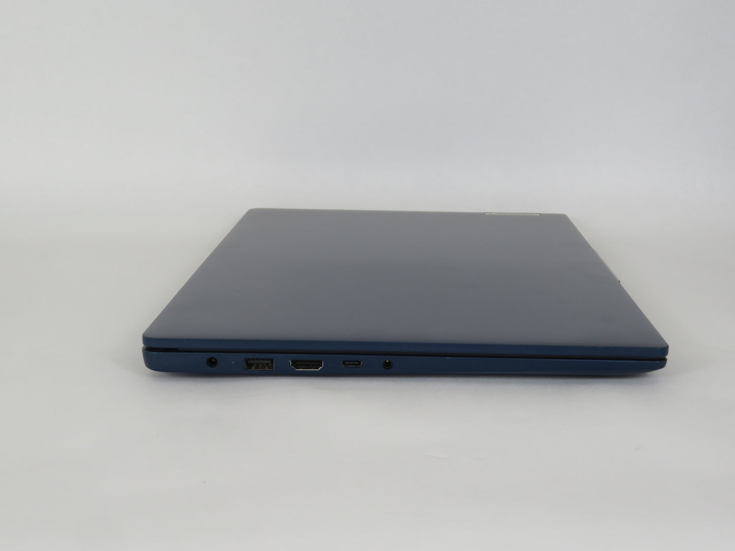 Ideapad Slim 3 15ABR8 15.6in FHD AMD Ryzen 7 7730U 2GHz 16GB RAM 512GB SSD
