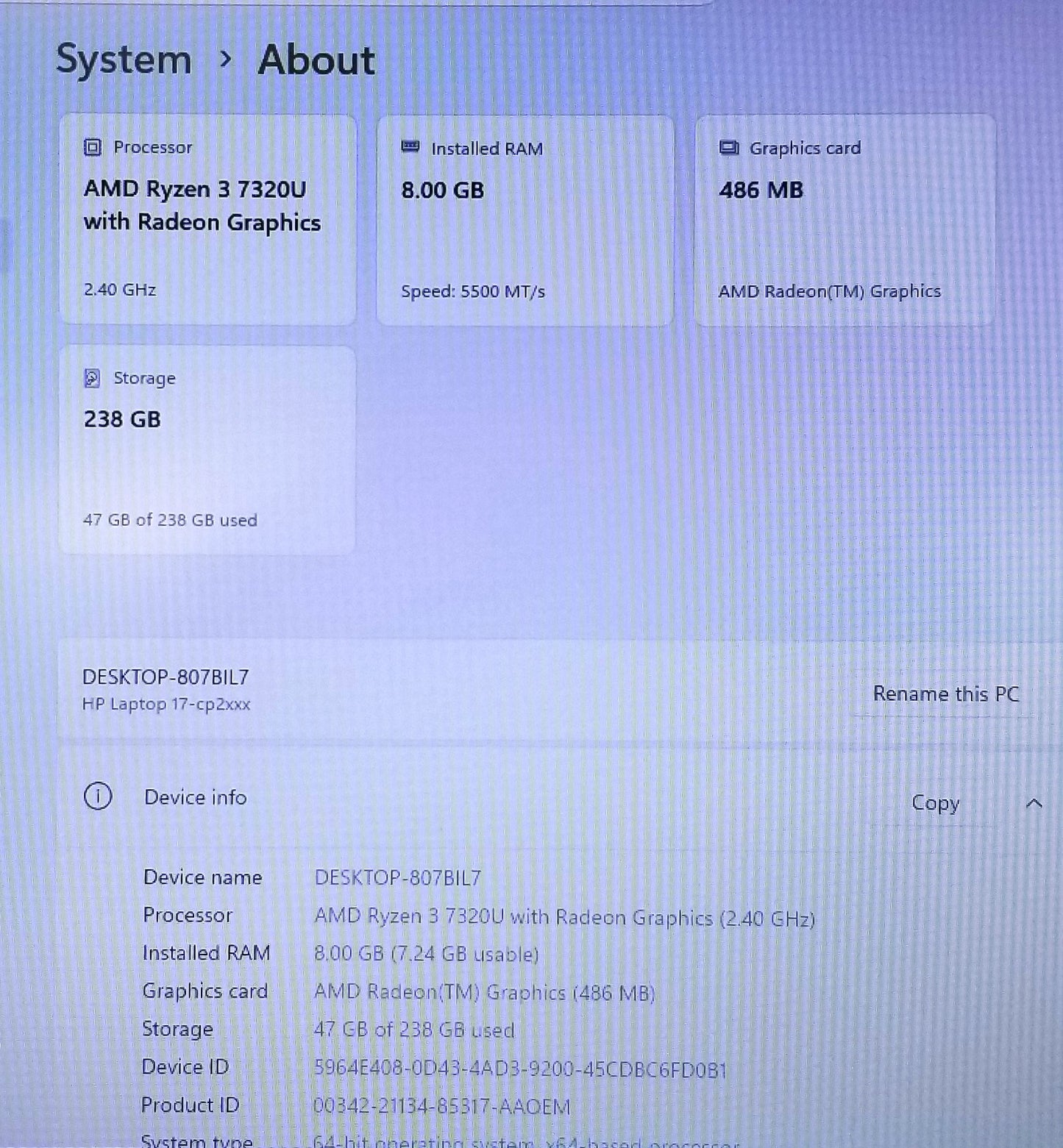 HP 17-cp2134od R3-7320U, 8GB, 256GB