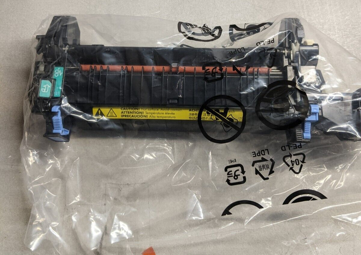 GENUINE HP Color LaserJet 220-Volt Maintenance Fuser Kit Assembly CE506A