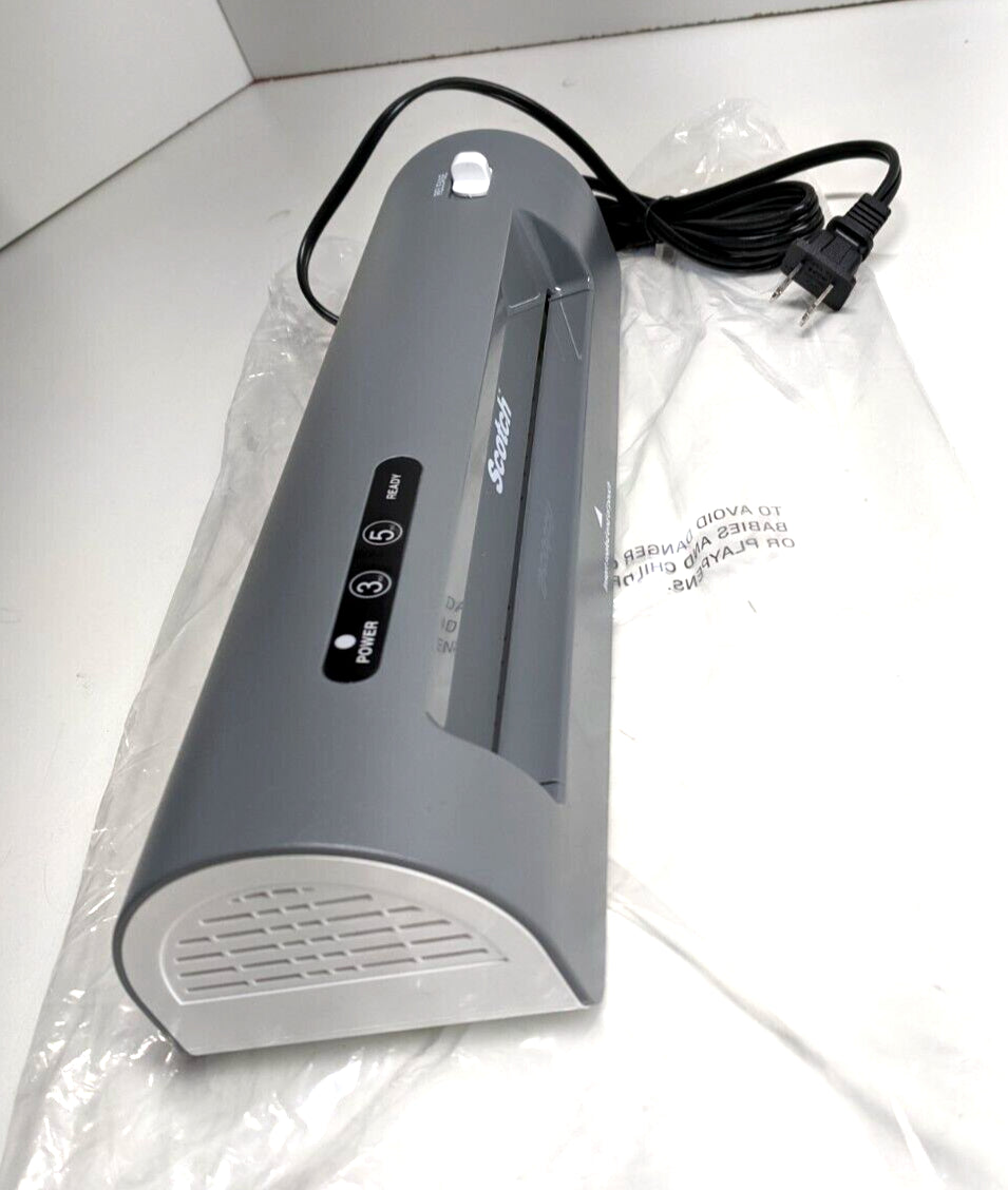 Scotch Thermal Laminator with 20 Letter Size Pouches - TL901X-20