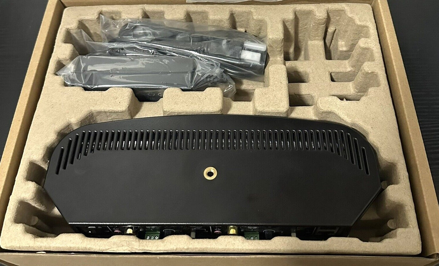 Listen Technologies ListenIR Transmitter/Radiator Combo (LT-84-01) Open Box