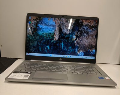 HP 15-DW4725OD 15.6'' (512GB SSD Intel Core i5-1235U 4.4GHz 8GB RAM)