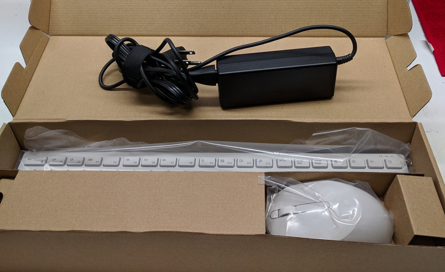 Dell Inspiron 24 5420  i3-1315U 8GB RAM 512GB SSD