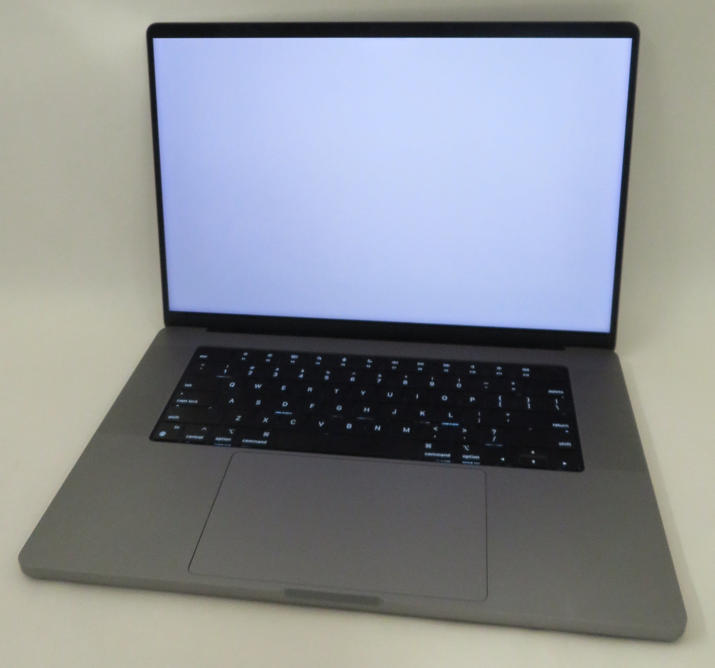 Apple Macbook Pro 2021 16in Retina XDR M1 Pro 16GB RAM 512GB macOS A2485