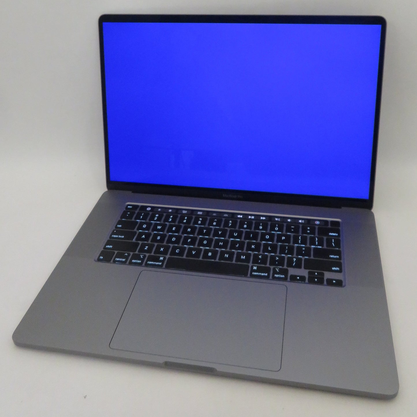 Apple MacBook Pro 2019 16in A2141 i9-9880H 2.3GHz 64GB RAM 2TB Sequoia 5500M