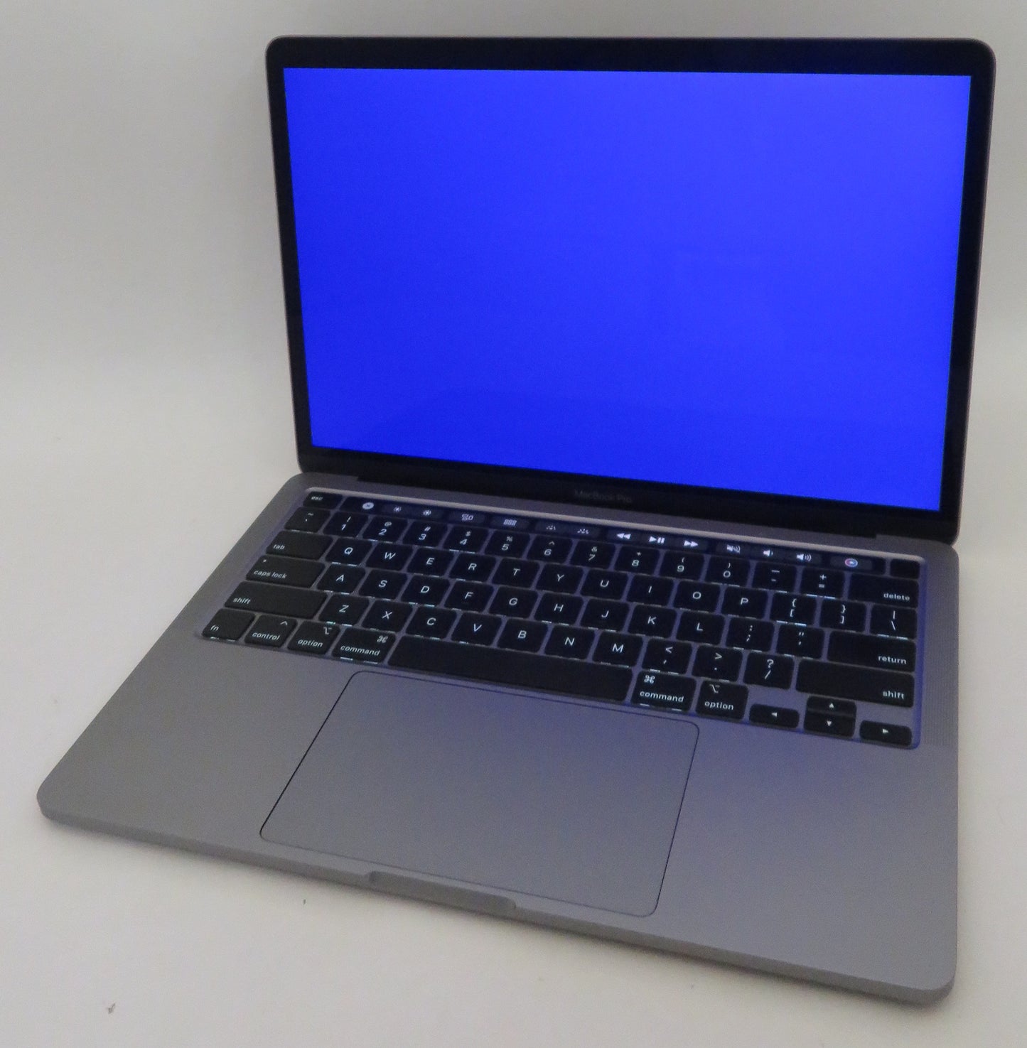 Apple MacBook Pro 2020 13in Retina i7 1068NG7 2.3GHz 16GB 512GB A2251 macOS