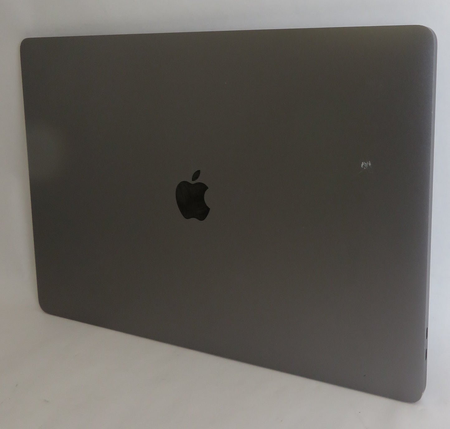 Apple MacBook Pro 2019 16in A2141 i9 9980HK 2.4GHz 16GB RAM 512GB macOS 5300M