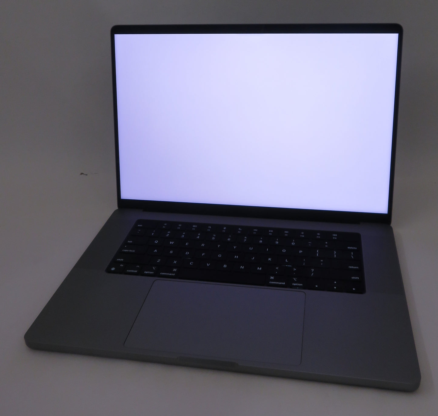 Apple Macbook Pro 2021 16in Retina XDR M1 Pro 16GB RAM 1TB macOS A2485