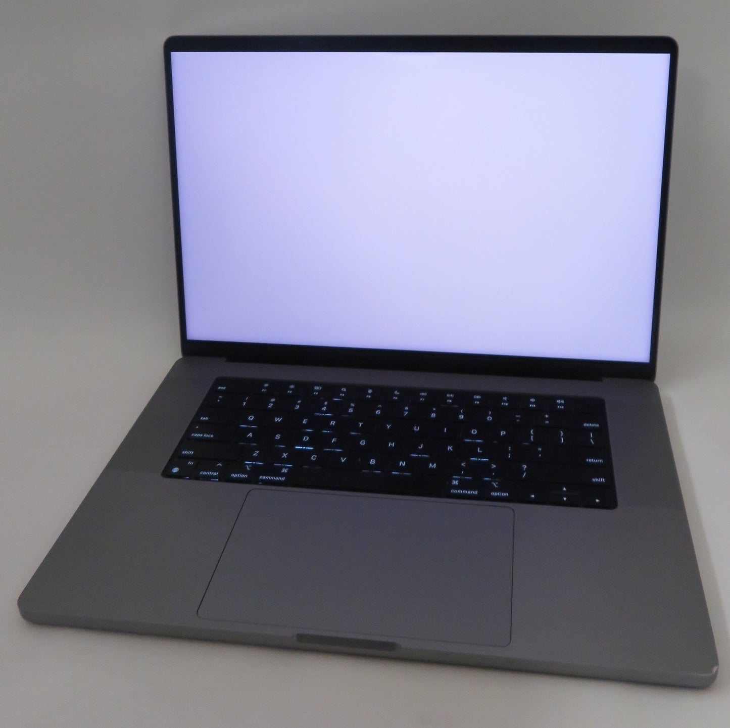 Apple Macbook Pro 2021 16in Retina XDR M1 Pro 16GB RAM 512GB macOS A2485