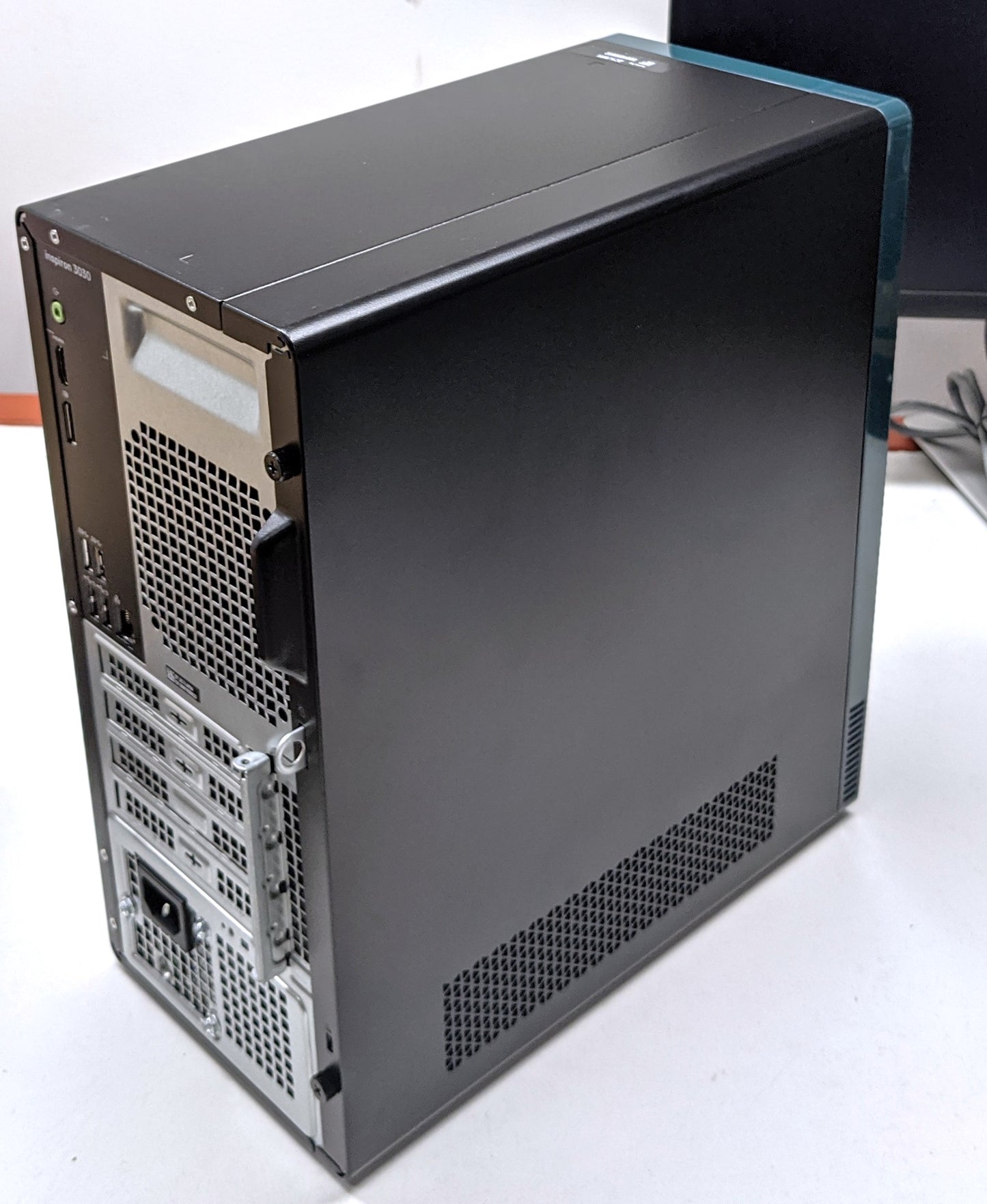 DELL INSPIRON 3030 DESKTOP i3-14100 8GB RAM 512GB SSD