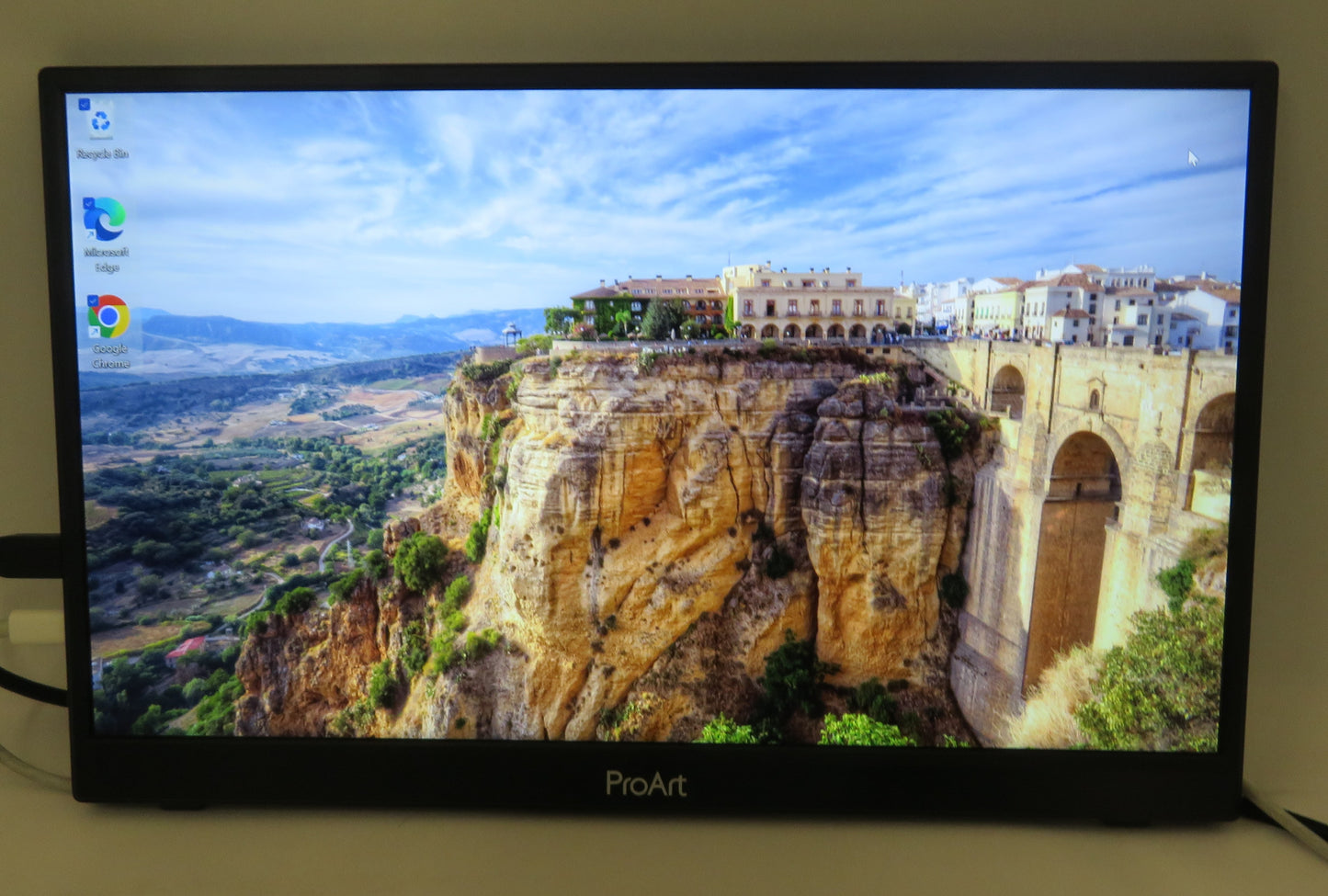 ASUS ProArt Display 14Inch FHD 1080P IPS PA148CTV Portable Touchscreen Monitor