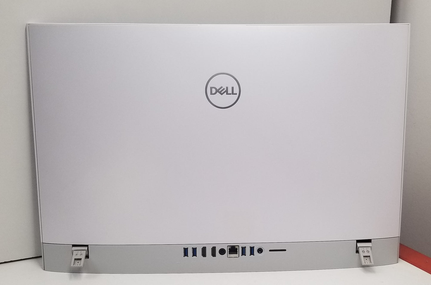 Dell Inspiron 24 5430 I3-100U, 8GB MEMORY, 512GB SSD