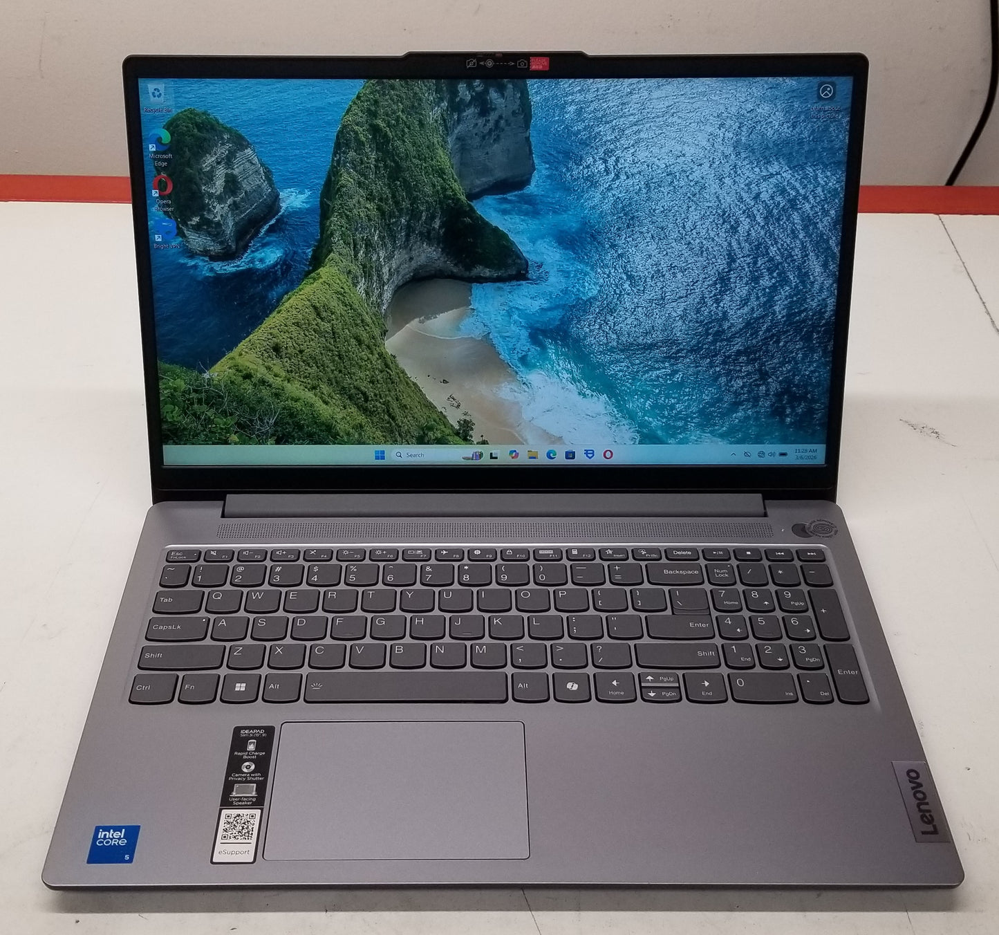 LENOVO IDEAPAD SLIM 3 15IRU9 15.6" i5-120U, 8GB MEMORY, 256GB SSD