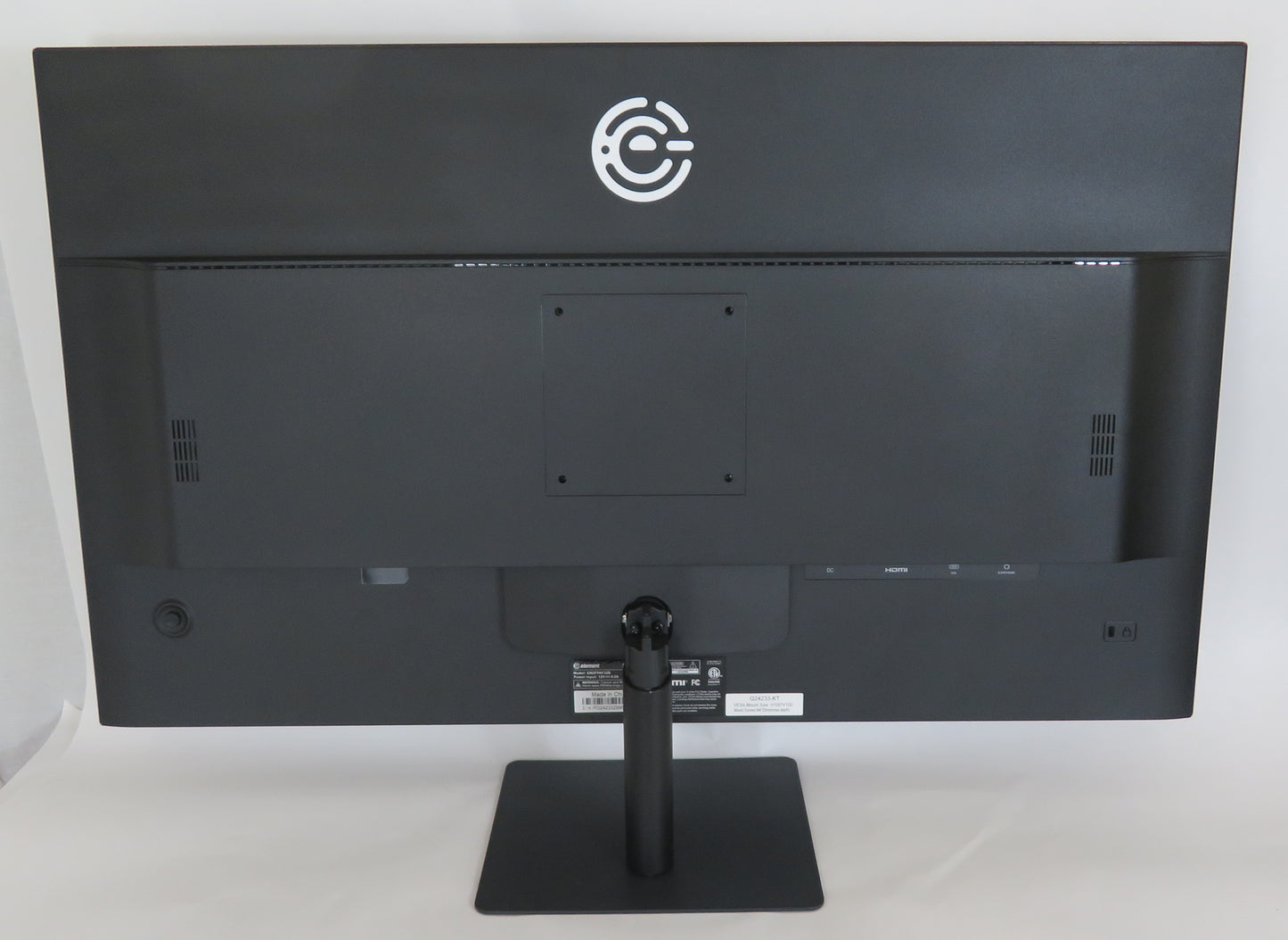 Element EM2FPAF32B 32in 1080P VA Display 3-Sided Frameless Monitor