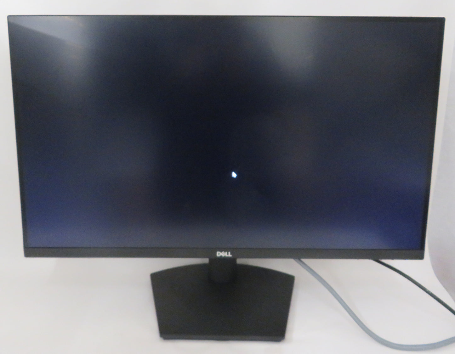 Dell SE2723DS 27" QHD Monitor, AMD FreeSync