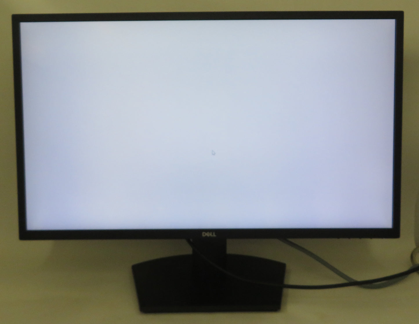 Dell 27in Monitor SE2722H Full HD VGA HDMI AMD FreeSync