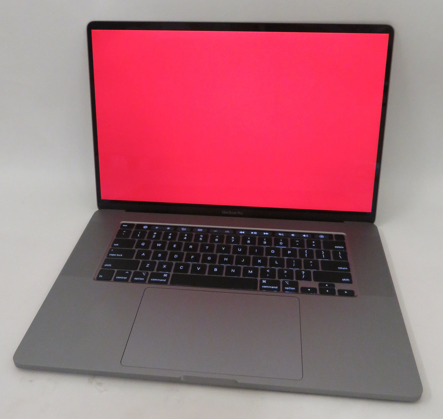 Apple MacBook Pro 2019 16in A2141 i9 9880H 2.3GHz 32GB RAM 1TB macOS 5500M
