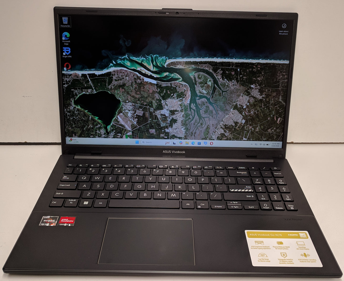 Asus Vivobok E1504F R5-7520U, 16GB RAM, 512GB SSD