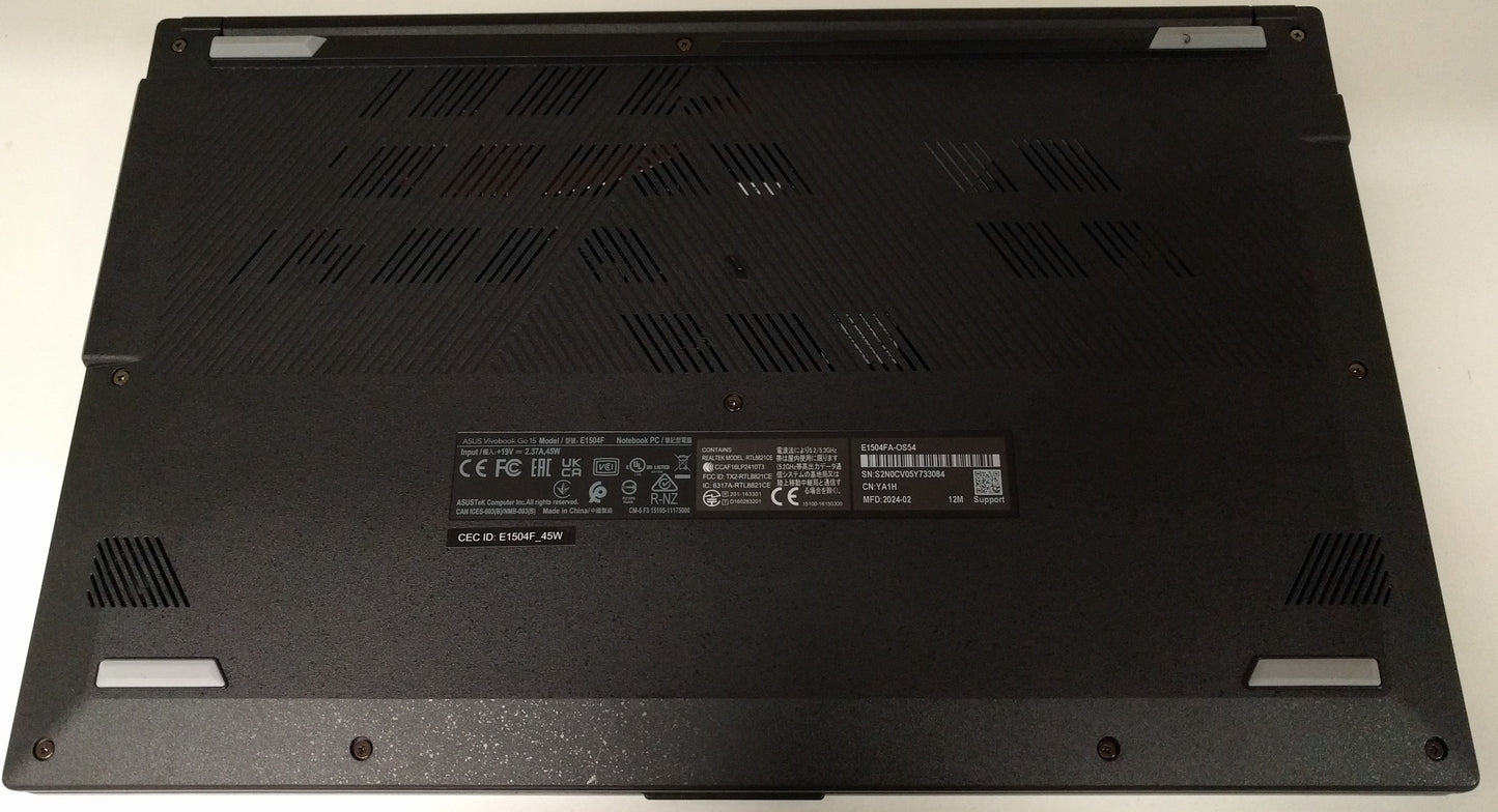 Asus  Vivobook E1504F R5-7520U, 16GB RAM, 512GB SSD