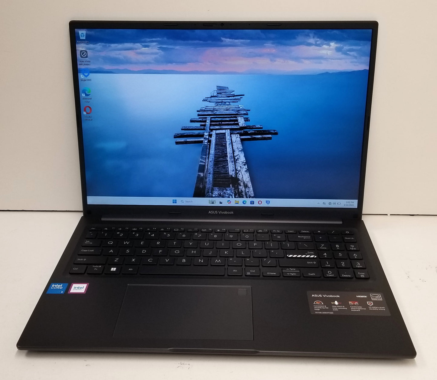 ASUS VIVOBOOK F1605V 16 IN i5-120U, 16GB, 512GB