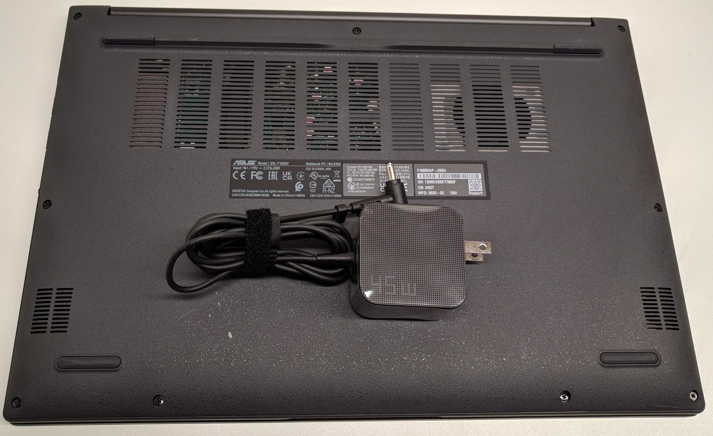 Asus Vivobook F1605V I5-120U@1.4GHz, 16GB, 512GB