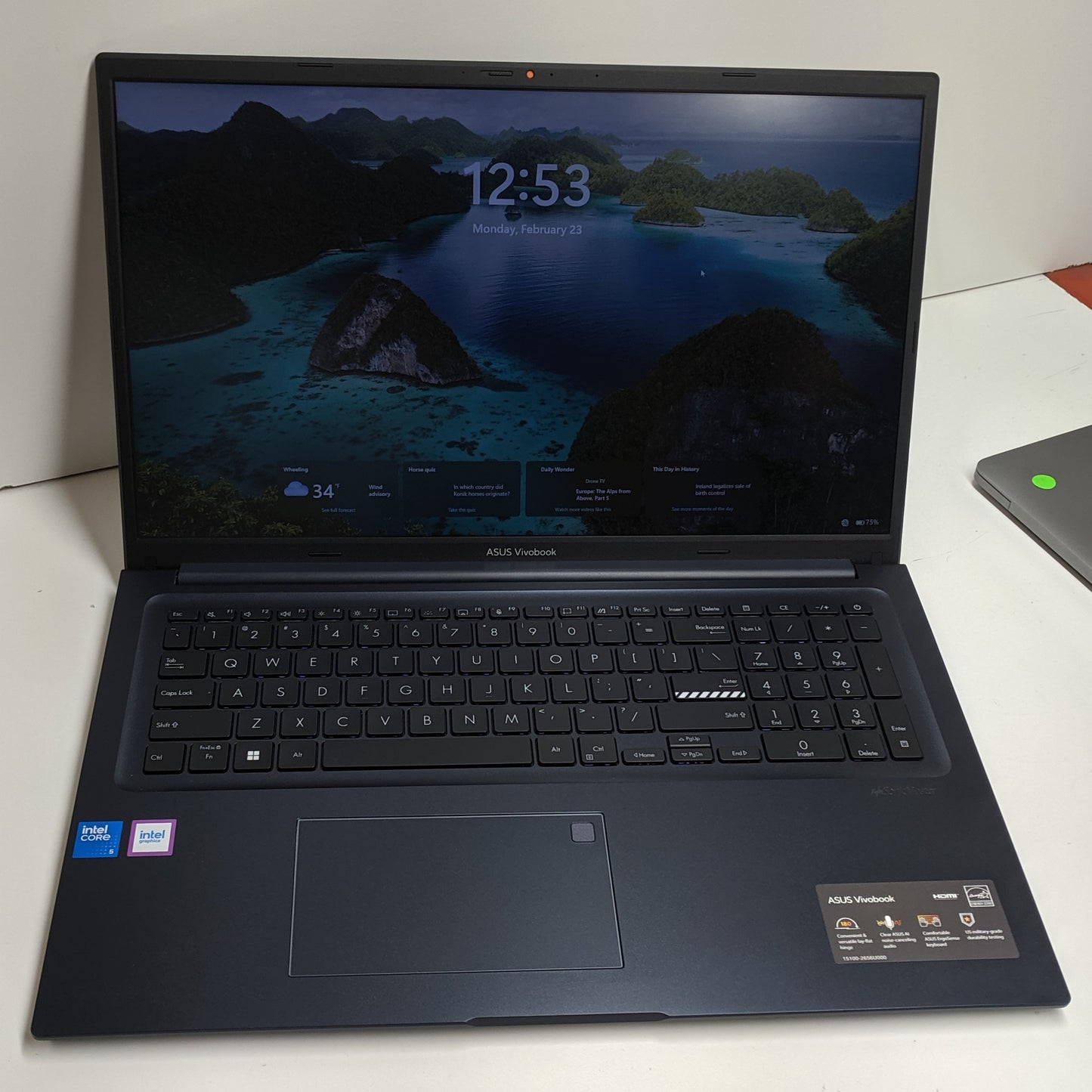 ASUS Vivobook F1704V 17.3in i5-120U, 16GB, 512GB SSD