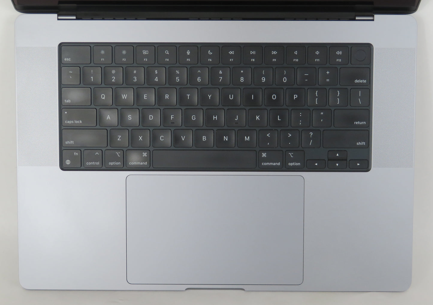 Apple Macbook Pro 2023 16in Retina M2 Pro 16GB RAM 512GB Tahoe A2780