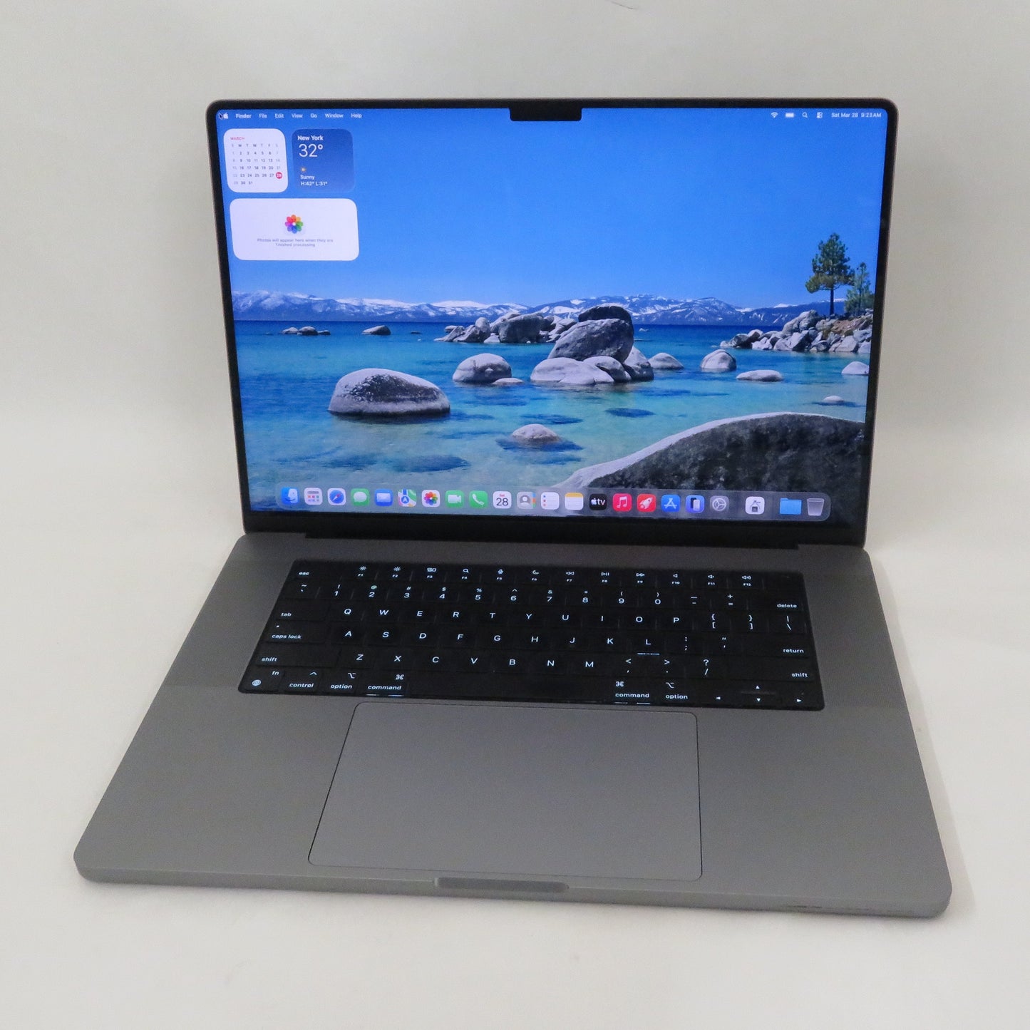 Apple Macbook Pro 2023 16in Retina M2 Pro 32GB RAM 512GB Tahoe A2780