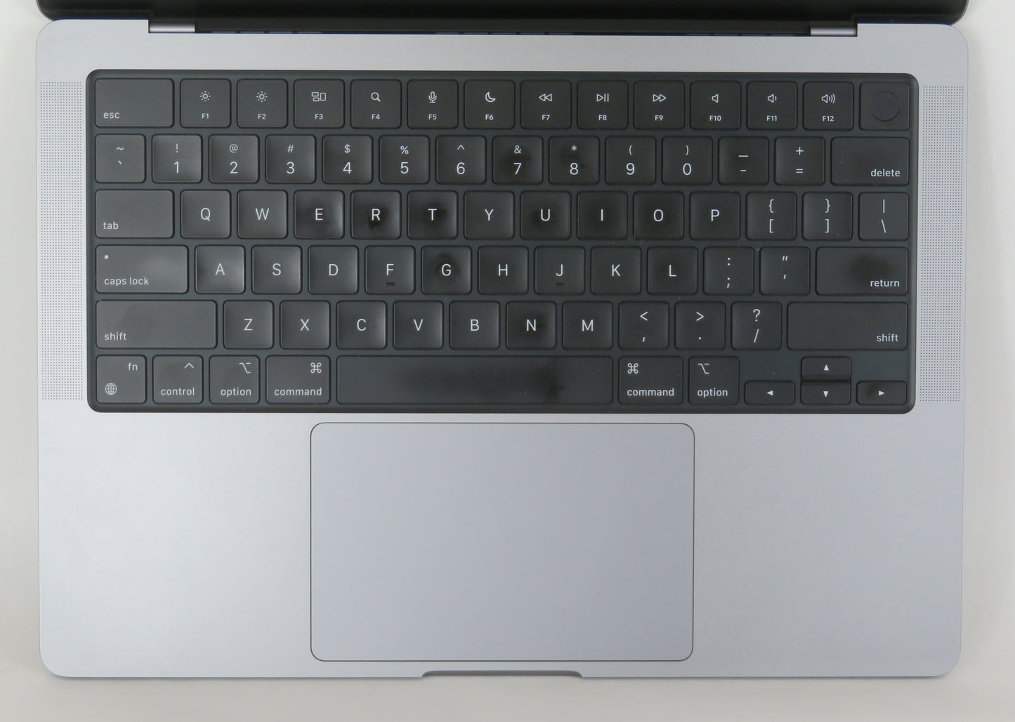 Apple Macbook Pro 2023 14in Retina M2 Pro 16GB RAM 512GB Tahoe A2779