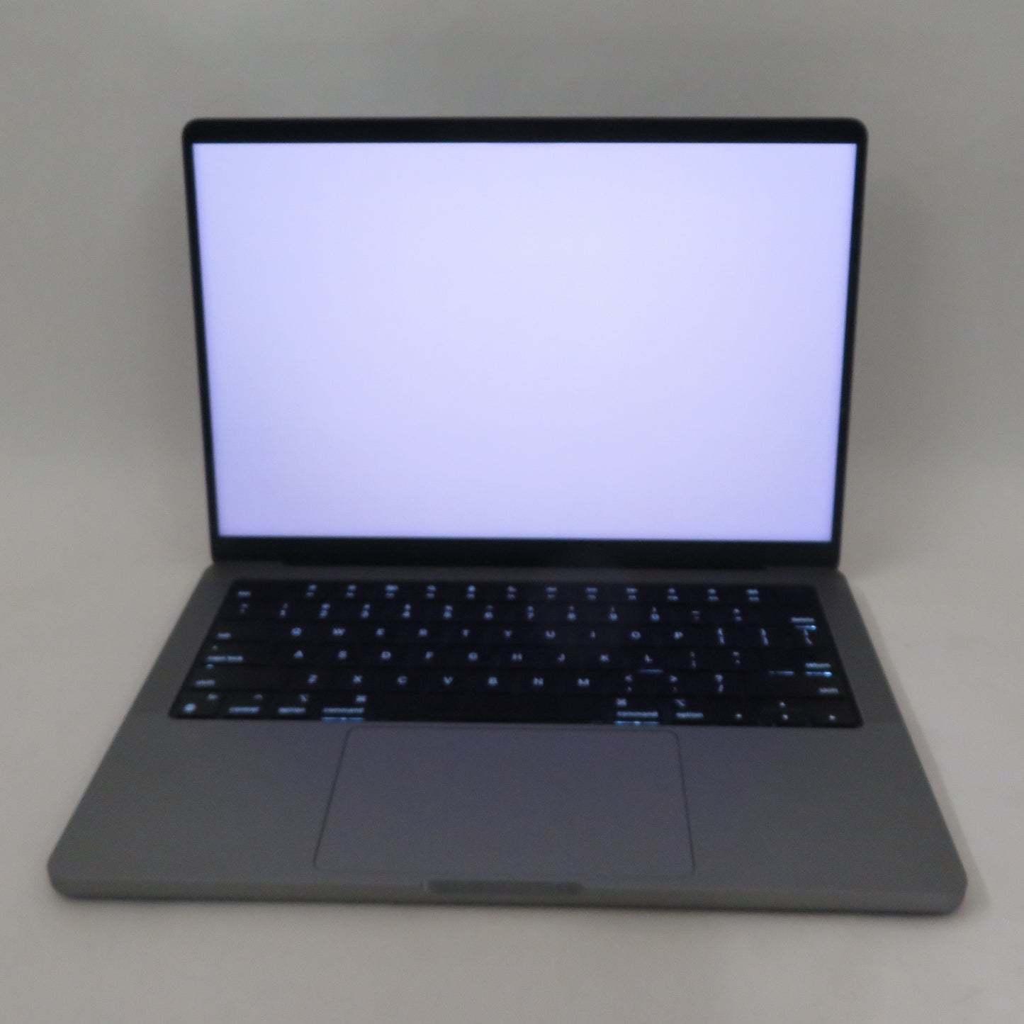 Apple Macbook Pro 2023 14in Retina M2 Pro 16GB RAM 512GB Tahoe A2779