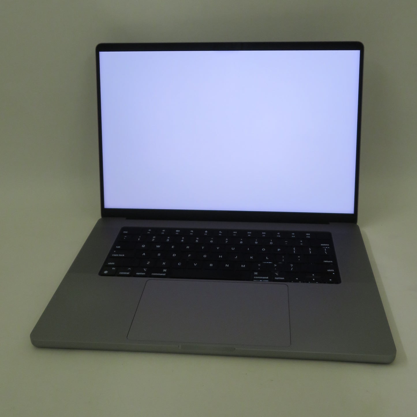 Apple Macbook Pro 2021 16in Retina XDR M1 Pro 16GB RAM 512GB macOS A2485