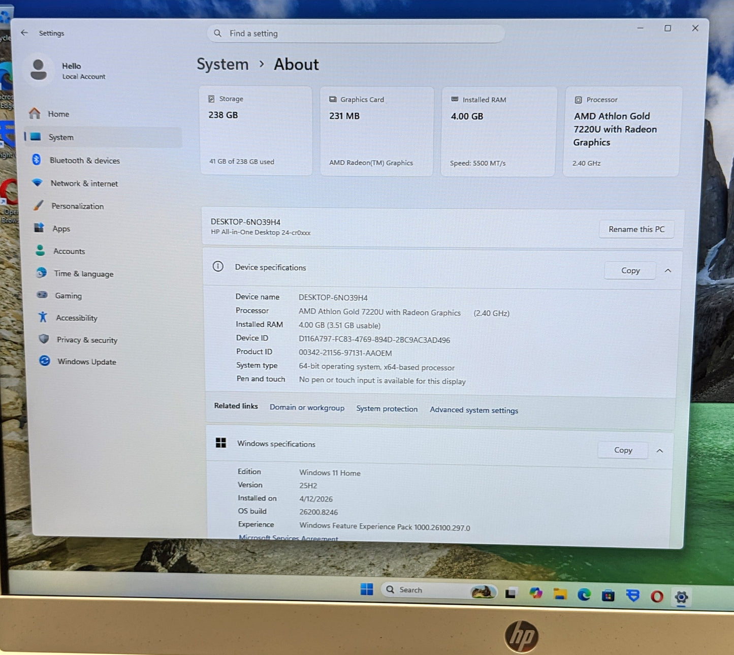 HP AIO 24-CR0046 DESKTOP AMD ATHLON GOLD 7220U 4GB 256GB