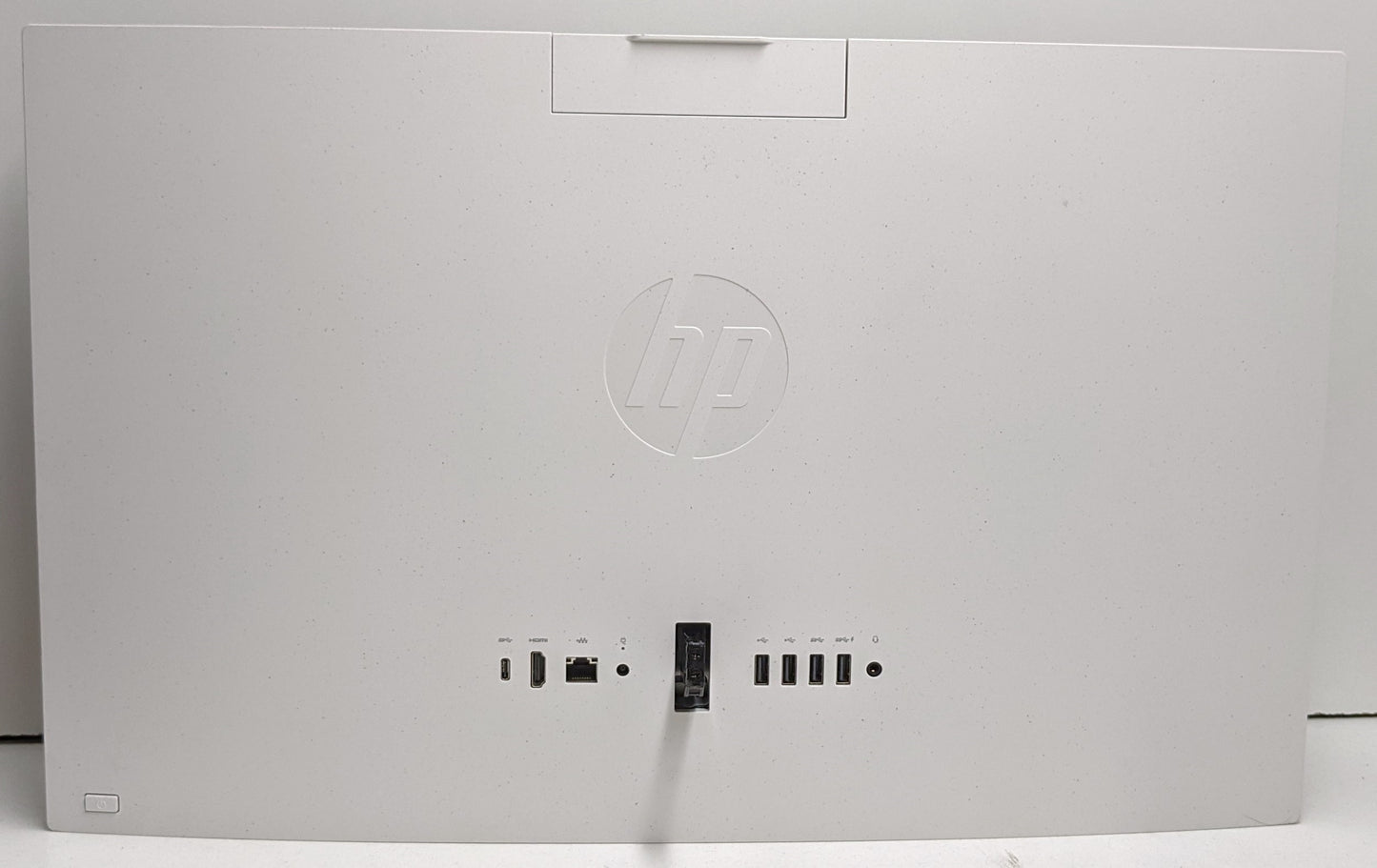 HP AIO 24-CR0046 DESKTOP AMD ATHLON GOLD 7220U 4GB 256GB