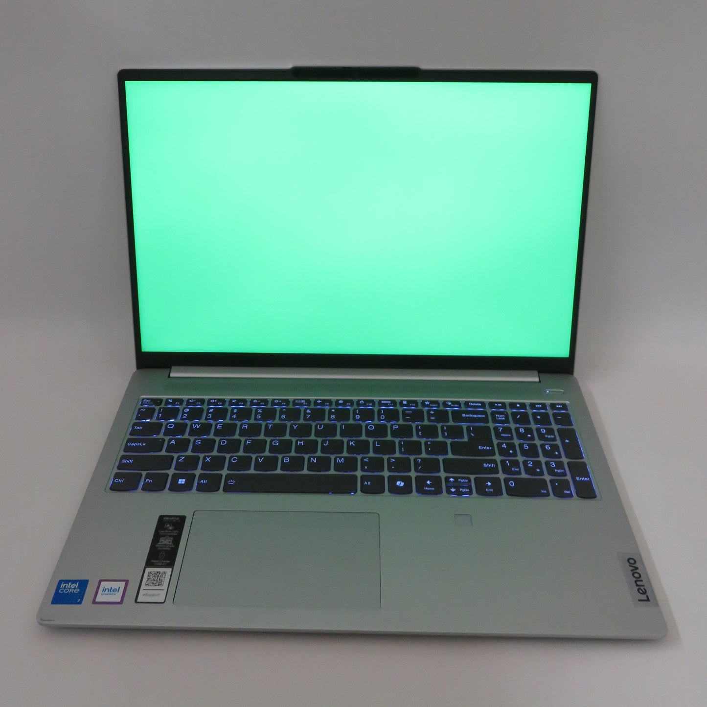 Lenovo IdeaPad Slim 5 16in 16IRU9 Core 7 150U 1.8GHz 8GB RAM 512GB Win11 Home