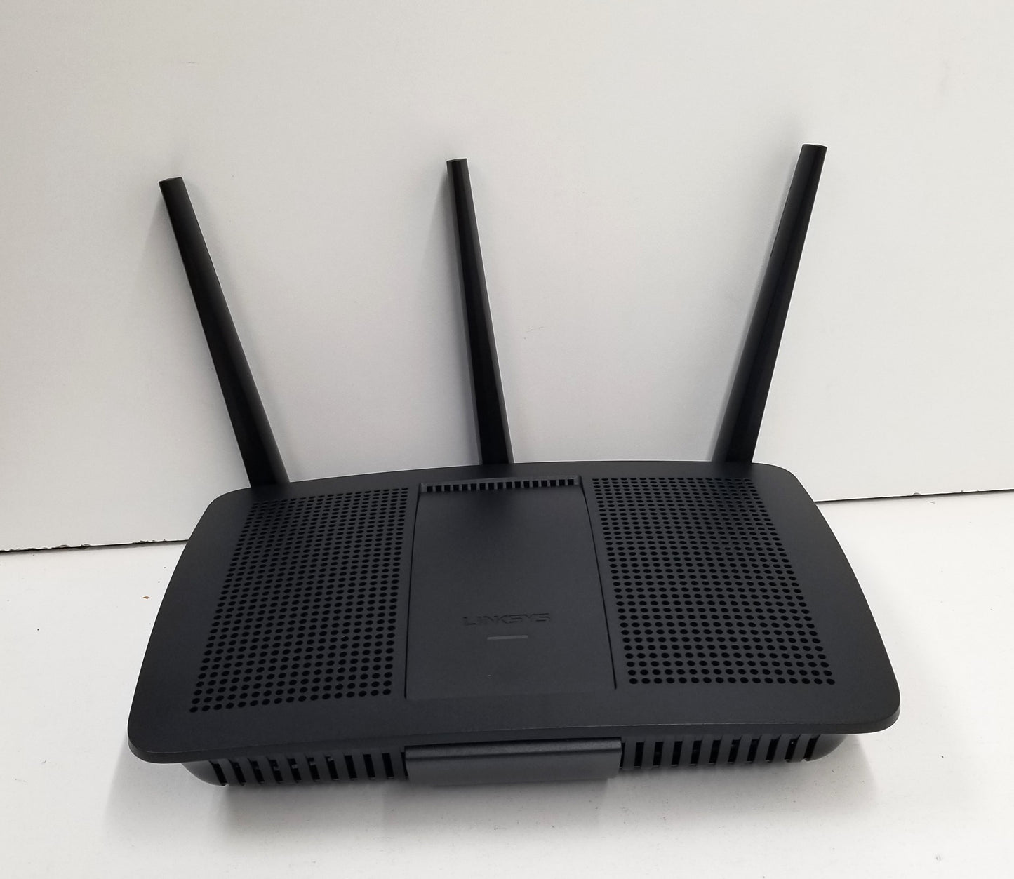 LINKSYS AC1750 DUAL-BAND WIFI 5 ROUTER