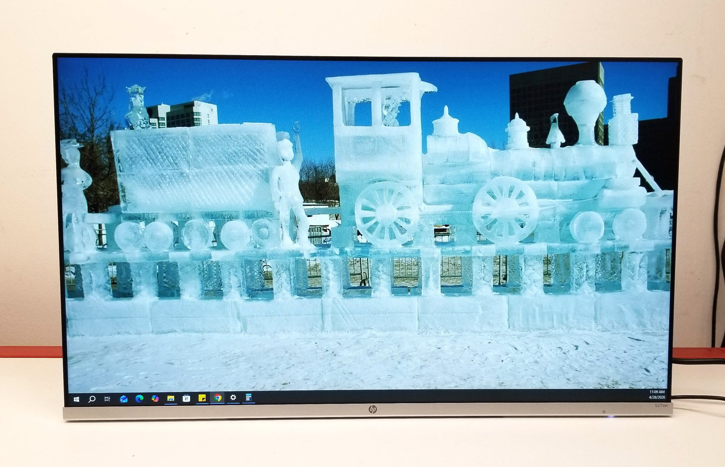 HP 527sw 27" Class Full HD LED Monitor