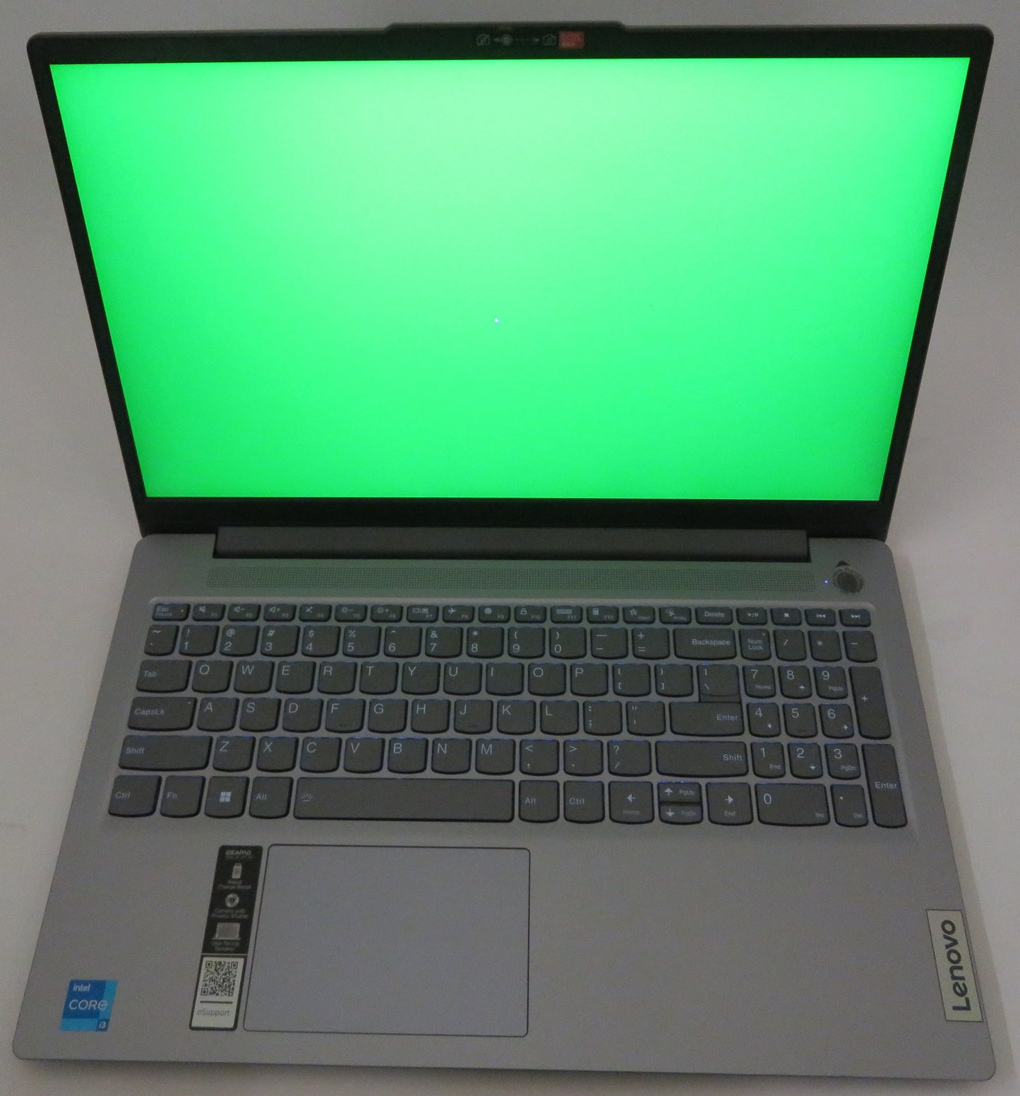 Lenovo IdeaPad Slim 3 15IRU8 i3 1305U 1.6GHz 8GB RAM 256GB Windows 11