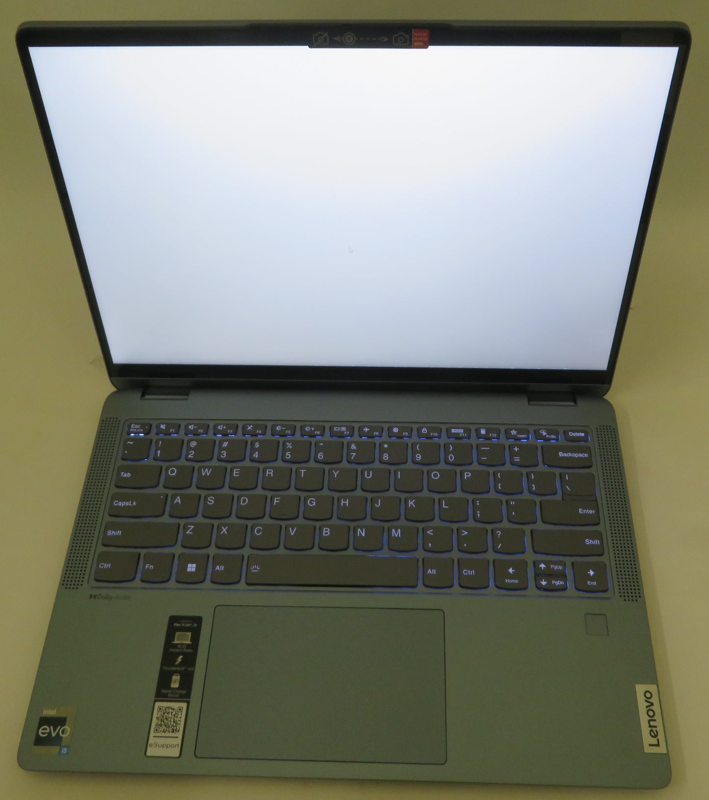 Lenovo Ideapad Flex 7 14Iau7 14" i5-1235U 8GB 512GB SSD W11