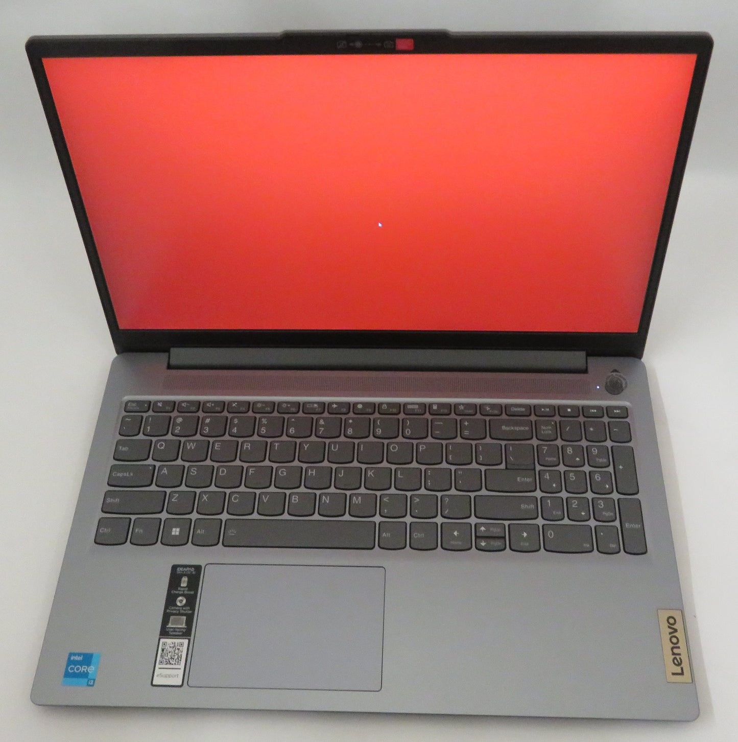 Lenovo IdeaPad Slim 3 15IRU8 i3 1305U 1.6GHz 8GB RAM 256GB Windows 11