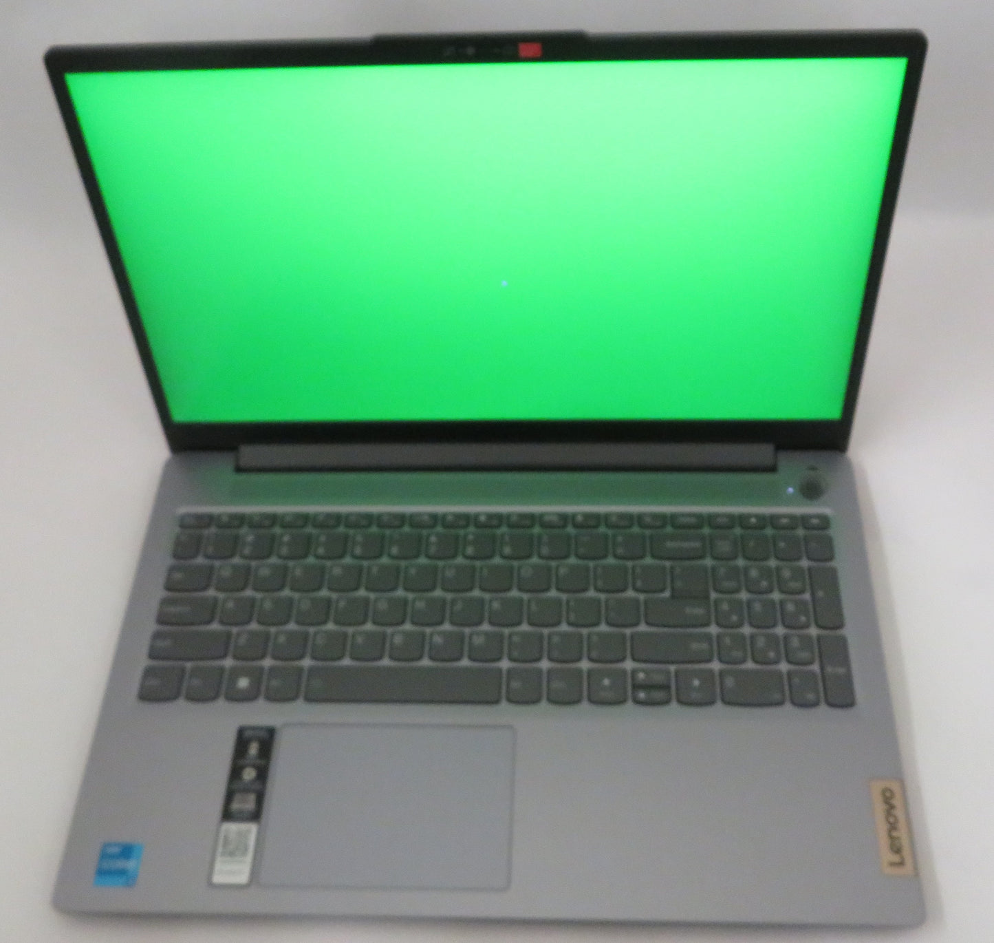 Lenovo IdeaPad Slim 3 15IRU8 i3 1305U 1.6GHz 8GB RAM 256GB Windows 11